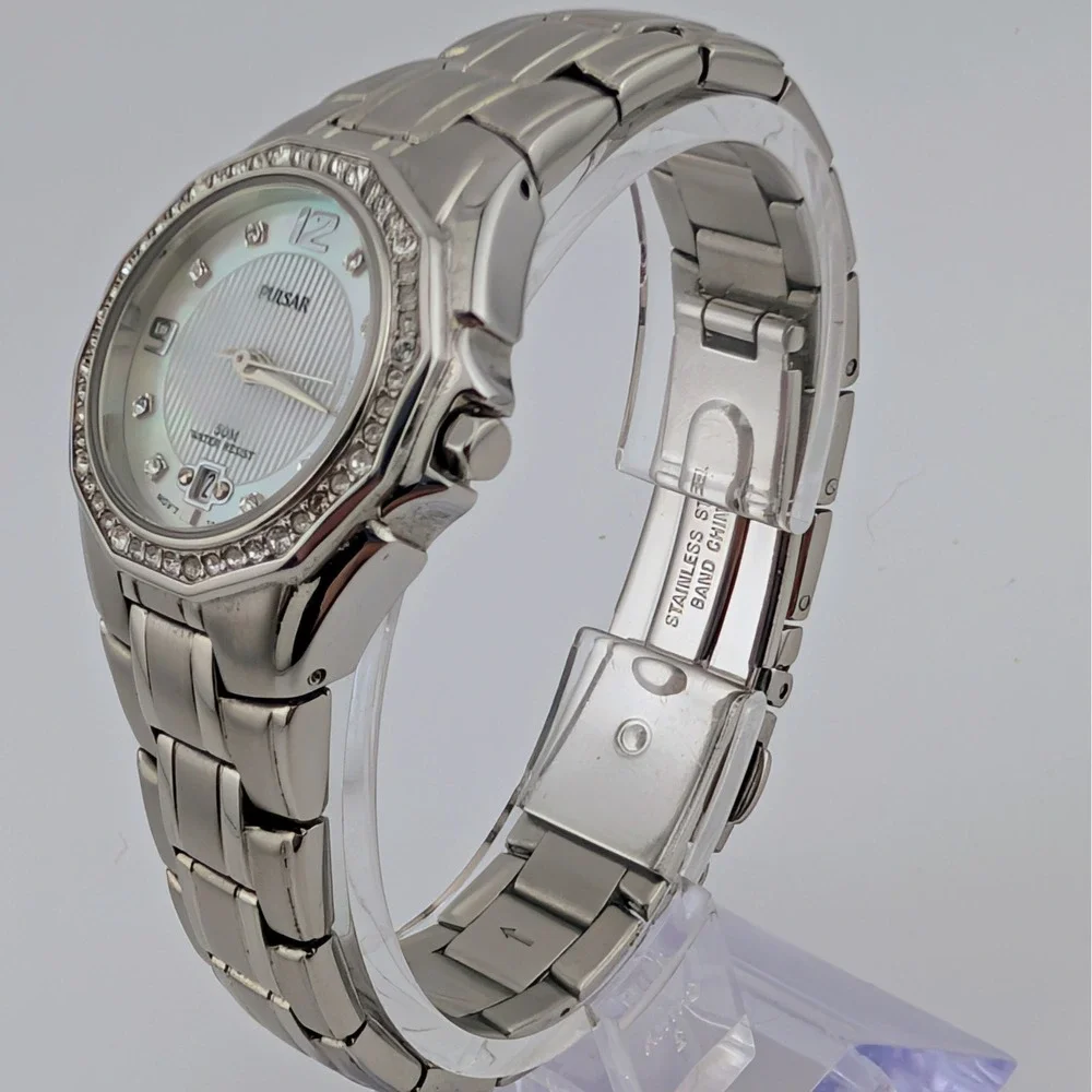 Vintage 2000 Pulsar PXT797 Women's Pinstripe MOP Crystal Bezel Date Watch 28mm